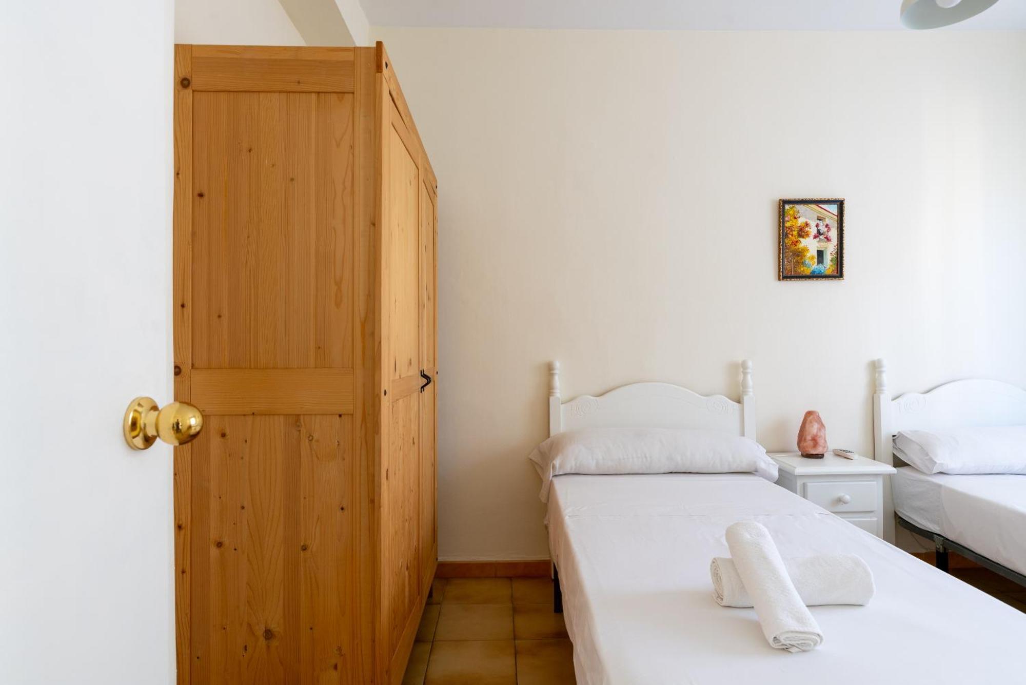 Apartamento Familiar Maria Auxiliadora Sevilla Exteriör bild