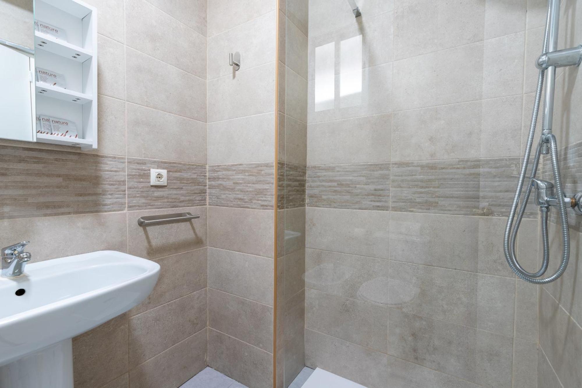 Apartamento Familiar Maria Auxiliadora Sevilla Exteriör bild
