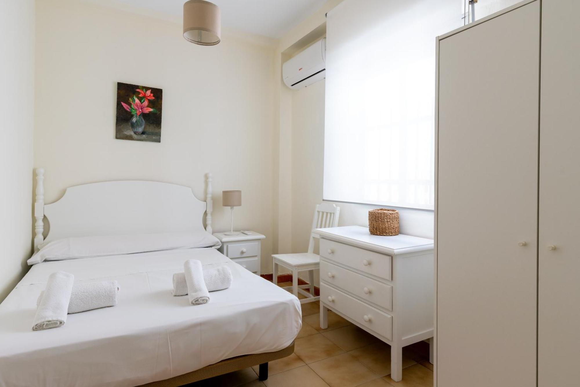 Apartamento Familiar Maria Auxiliadora Sevilla Exteriör bild