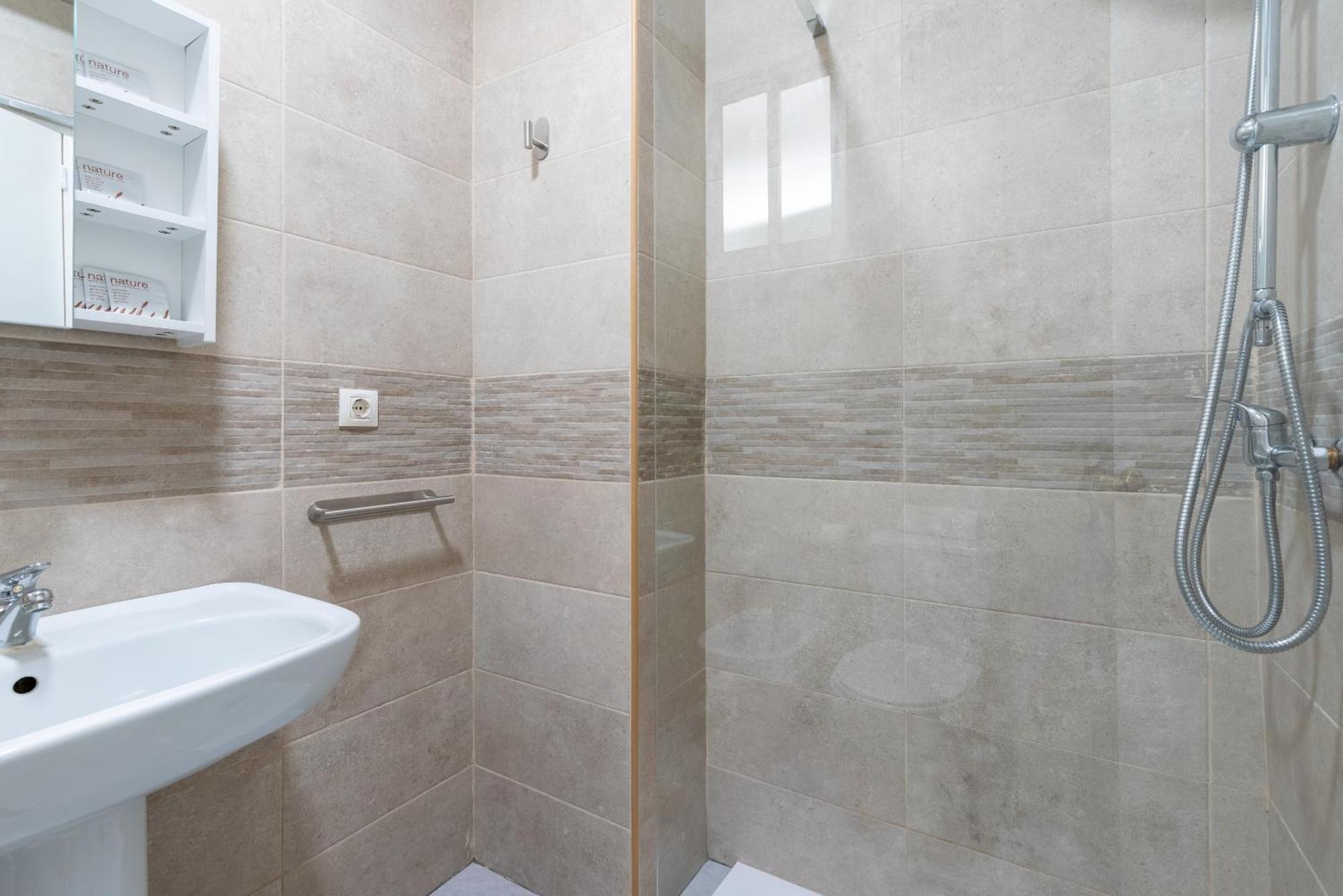 Apartamento Familiar Maria Auxiliadora Sevilla Exteriör bild